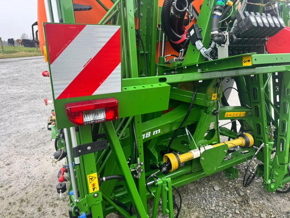 New UF1201 Sprayer 18m - Image 4