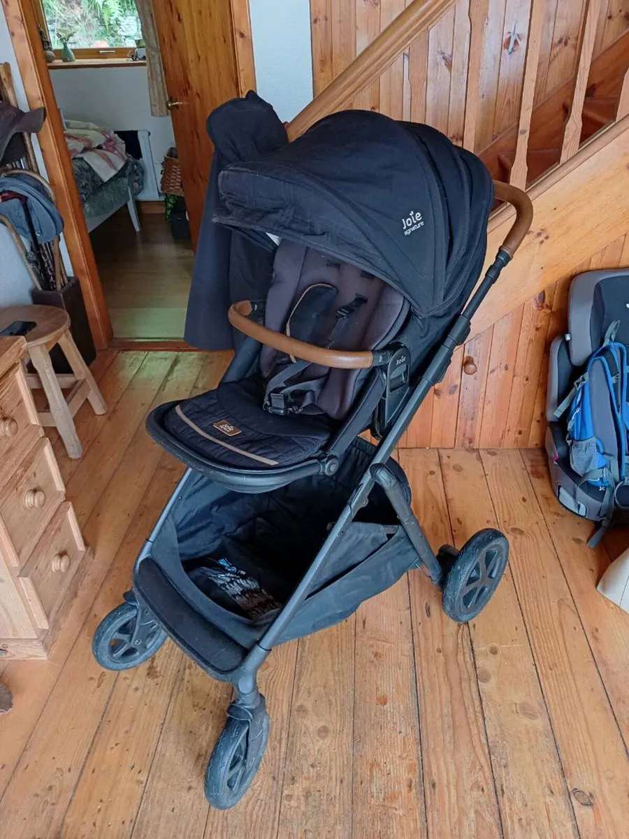 Stroller - Image 1