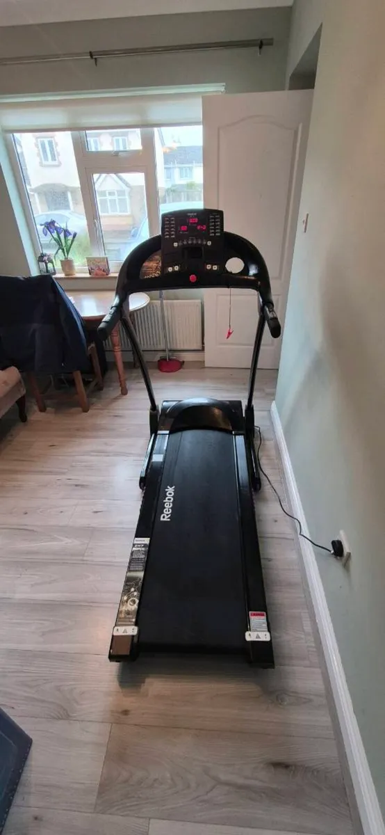 reebok ZR7 treadmill - Image 3