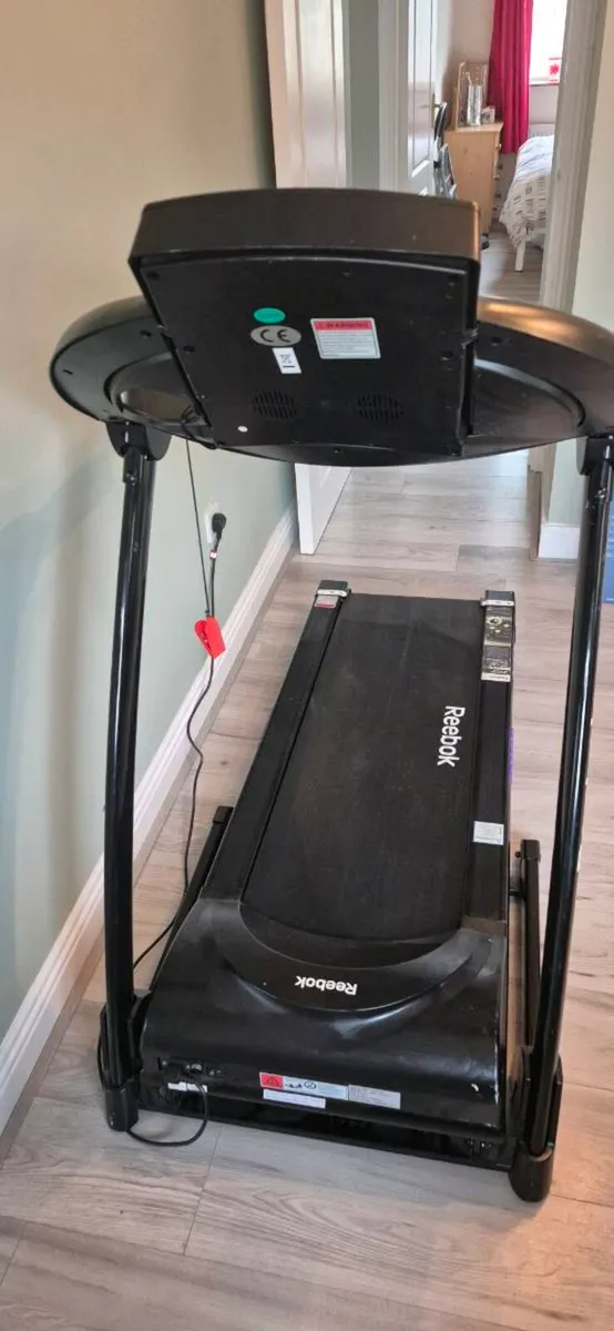 reebok ZR7 treadmill - Image 4