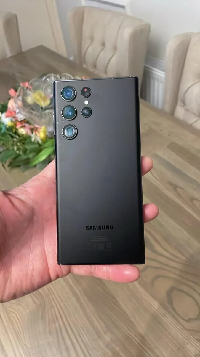 Samsung Galaxy s22 ultra black sim free - Image 4