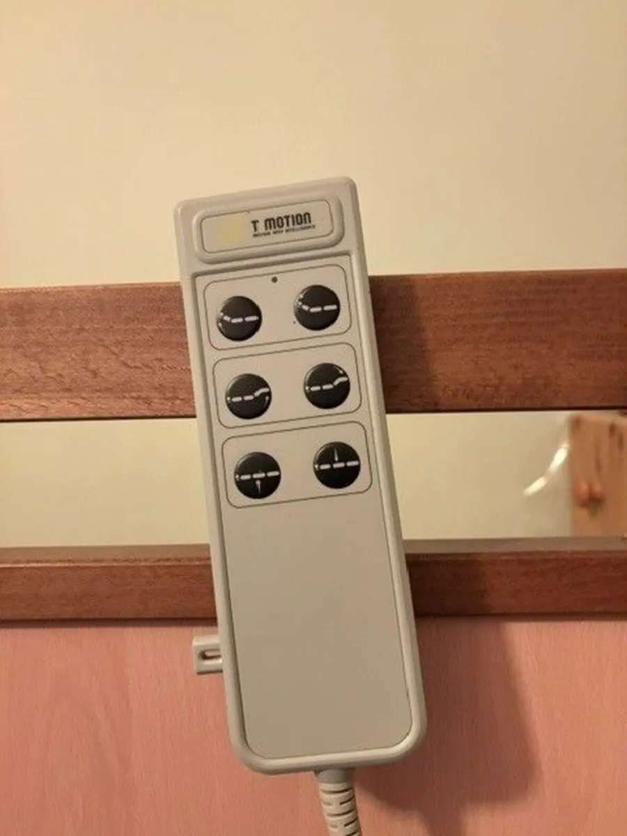 Electric adjustable bed - Image 2