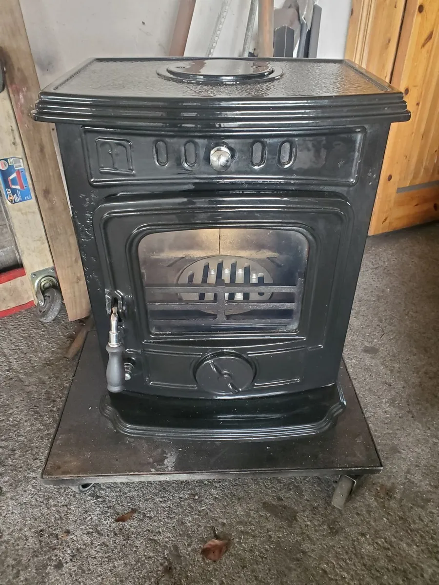 Henley 6kw solid fuel stove - Image 3