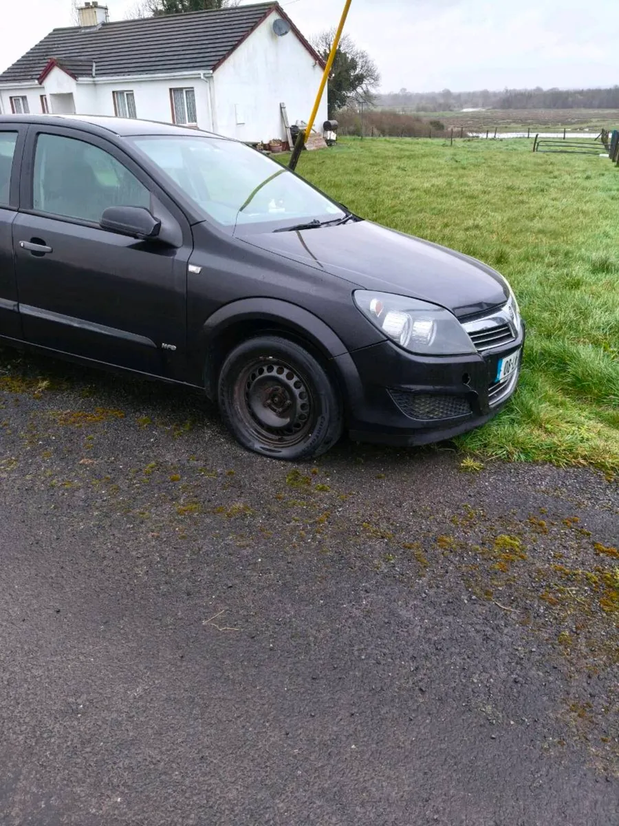 Kia proceed and Opel Astra - Image 2