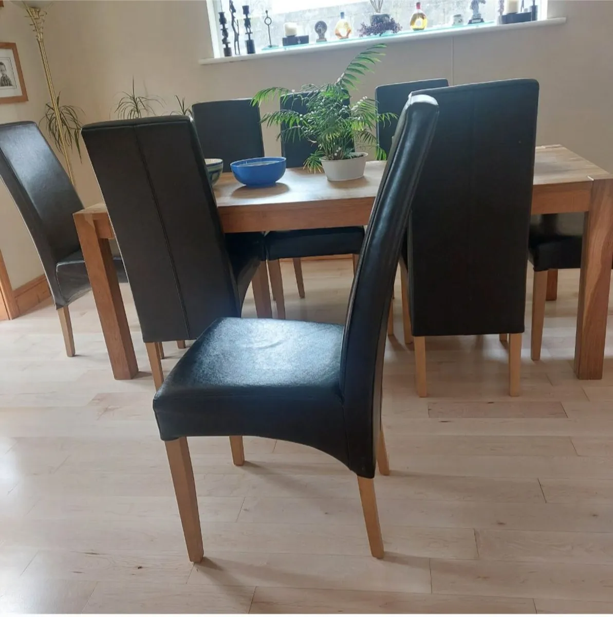Dining room chairs - Image 4