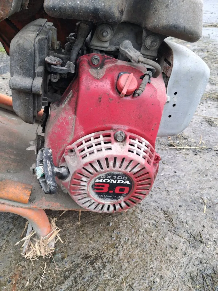 Cement mixer - Image 1