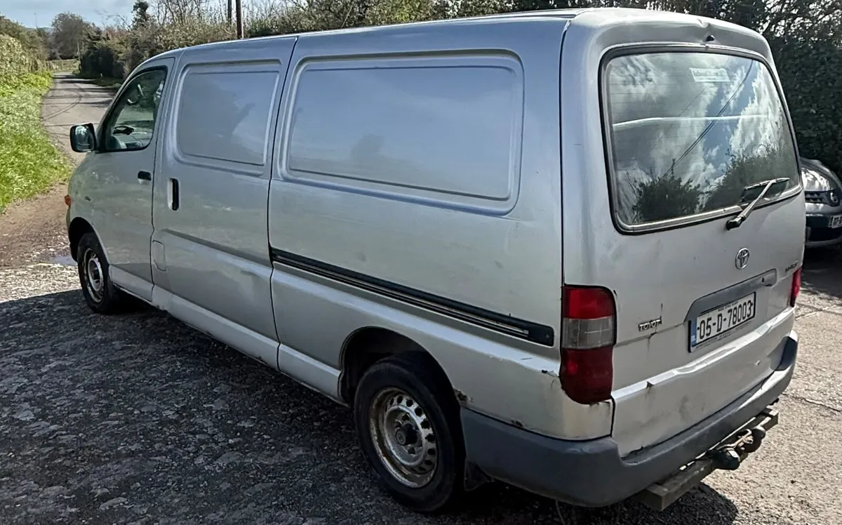 Toyota Hiace 2005 - Image 4