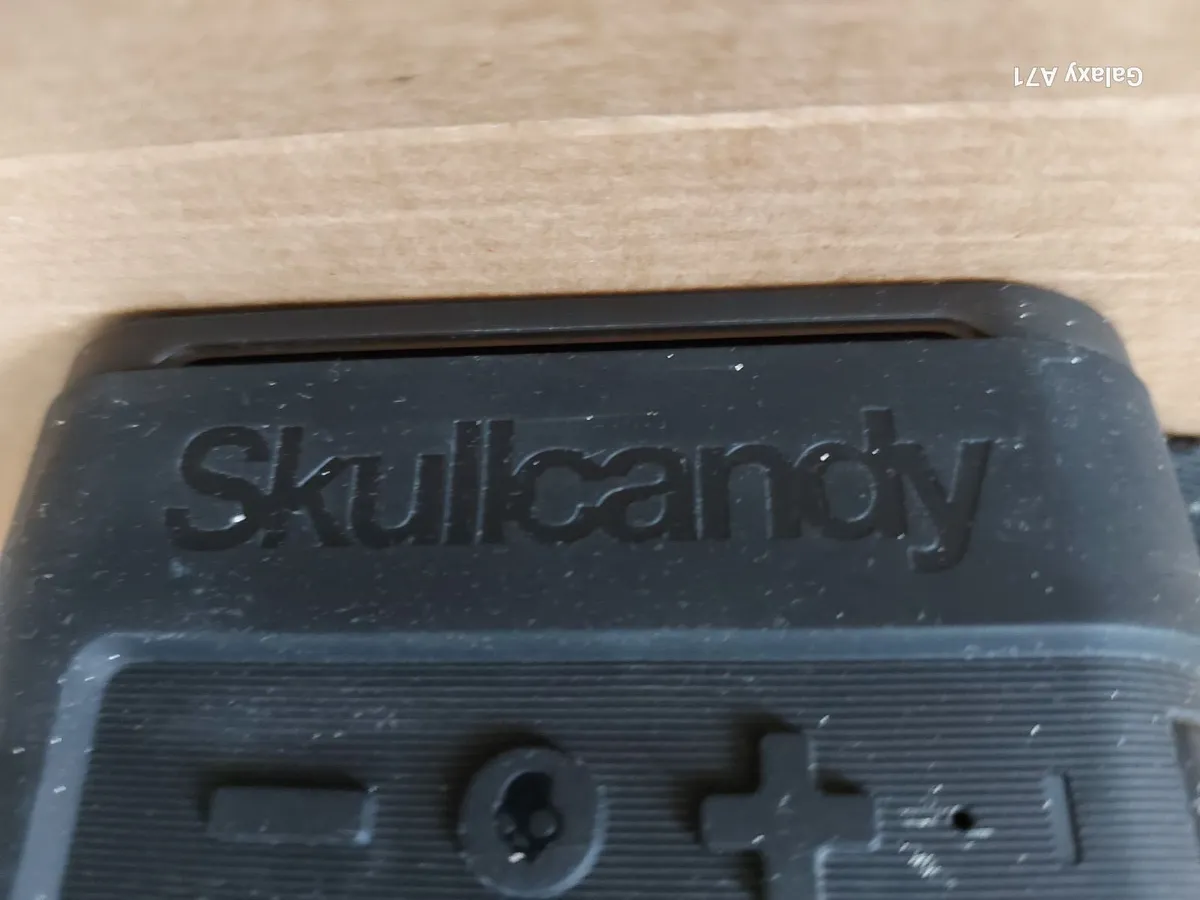 Skullcandy Barricade Wireless Bluetooth Speaker - Image 2