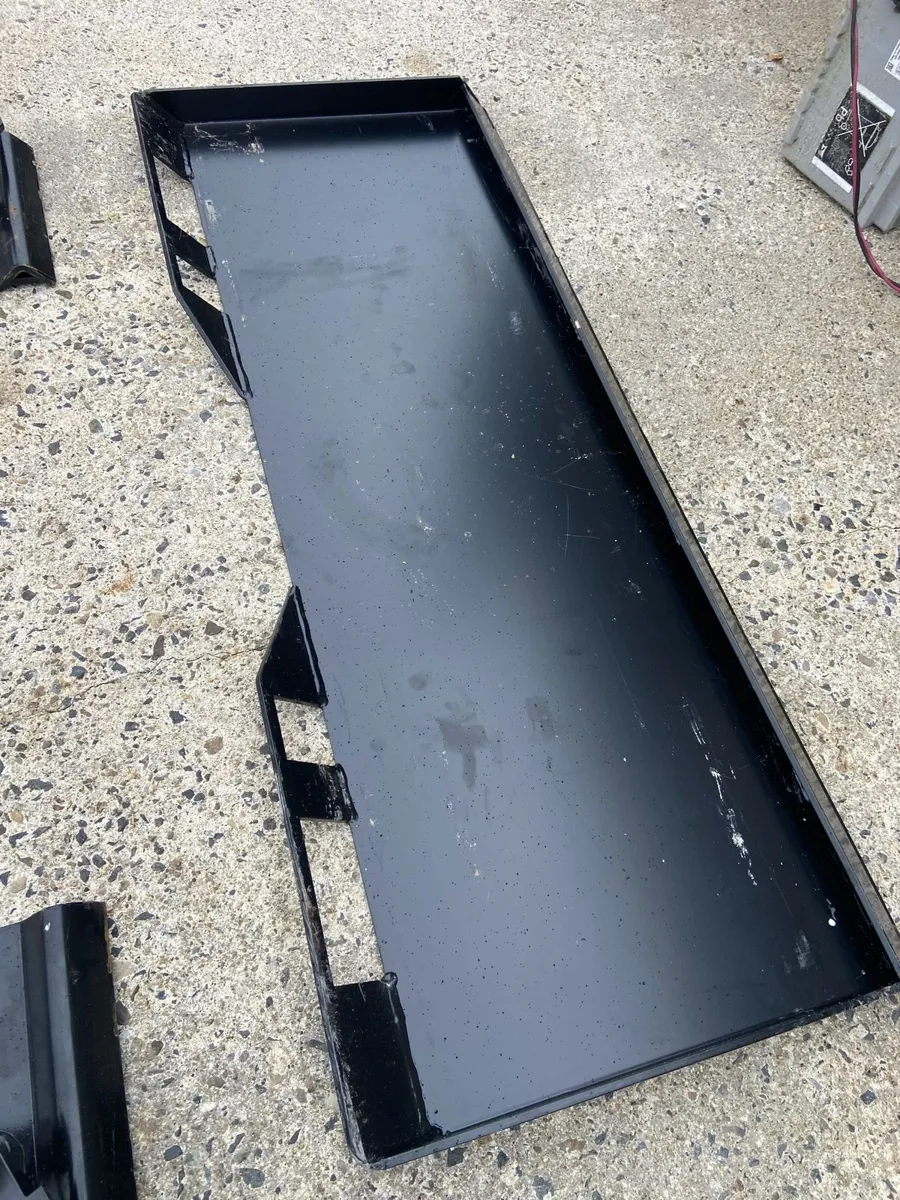 QUICK ATTACH SYSTEM FOR LOADER - Image 4