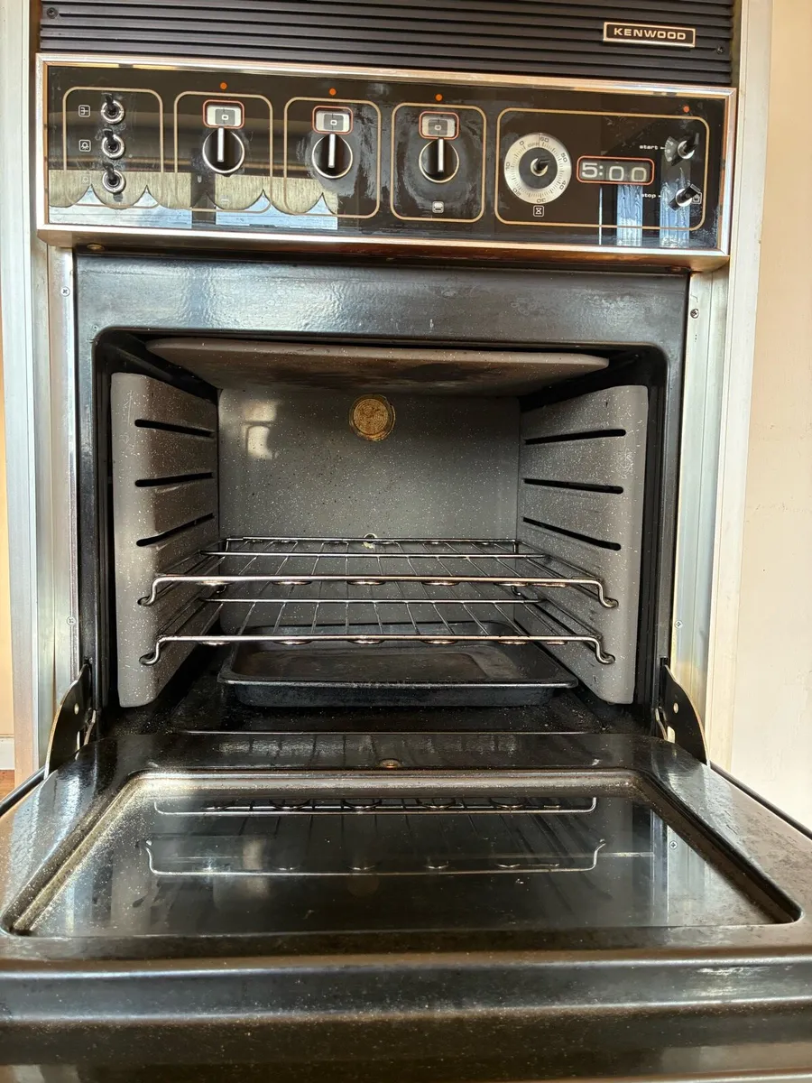 Kenwood  Oven, Hob & Extractor - Image 2