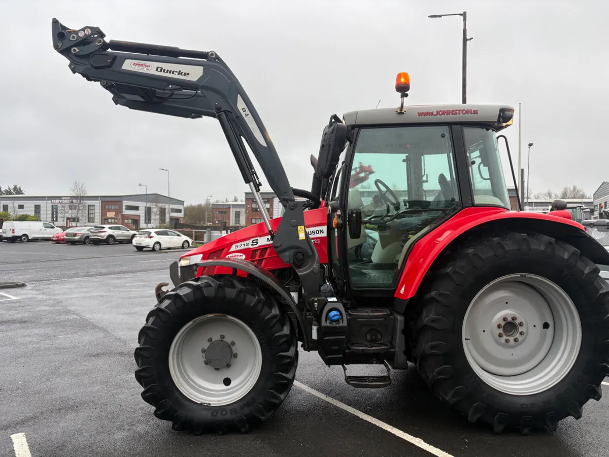 Massey Ferguson 5712s - Image 2