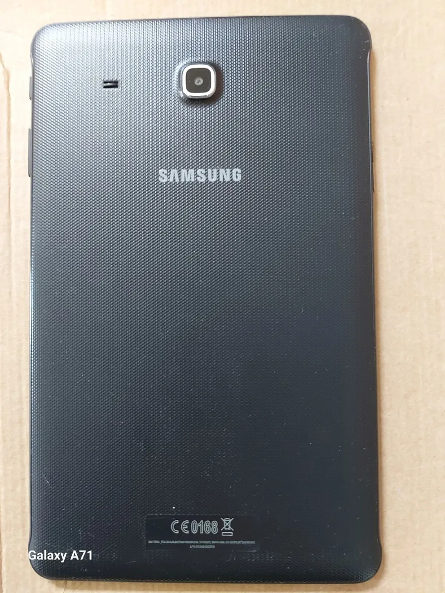 Samsung Galaxy Tab E Model SM-T560 8GB Black - Image 4