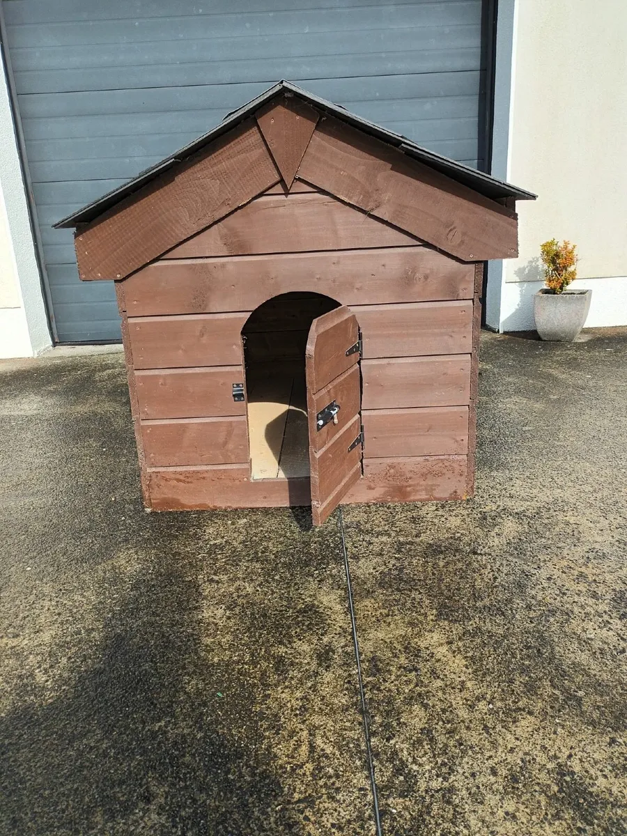 Wooden Dog Kennel - Image 1