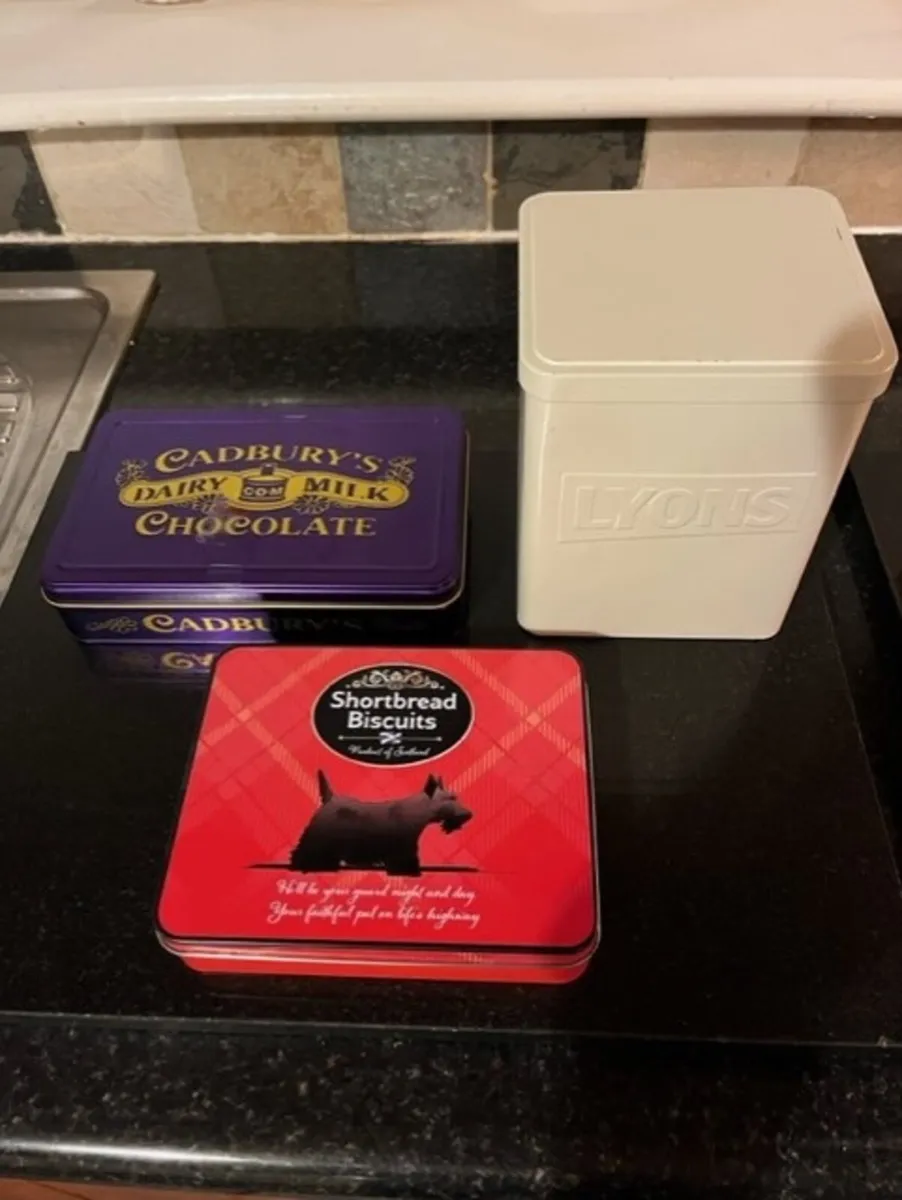Collectible Tins (x4) - Image 1