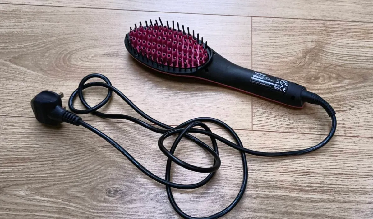 Hair straightening brush - Image 1