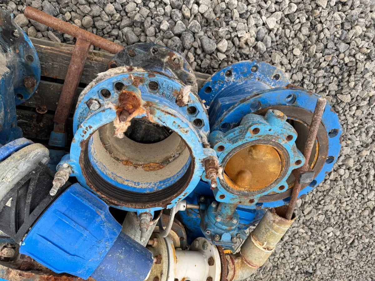 GATE VALVES WAVIN JOINERS - Image 2