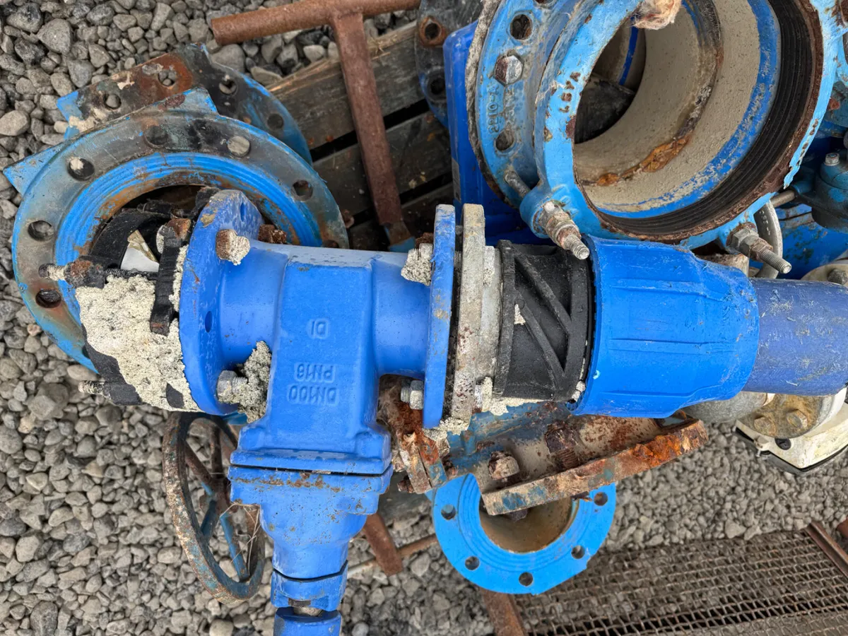 GATE VALVES WAVIN JOINERS - Image 3