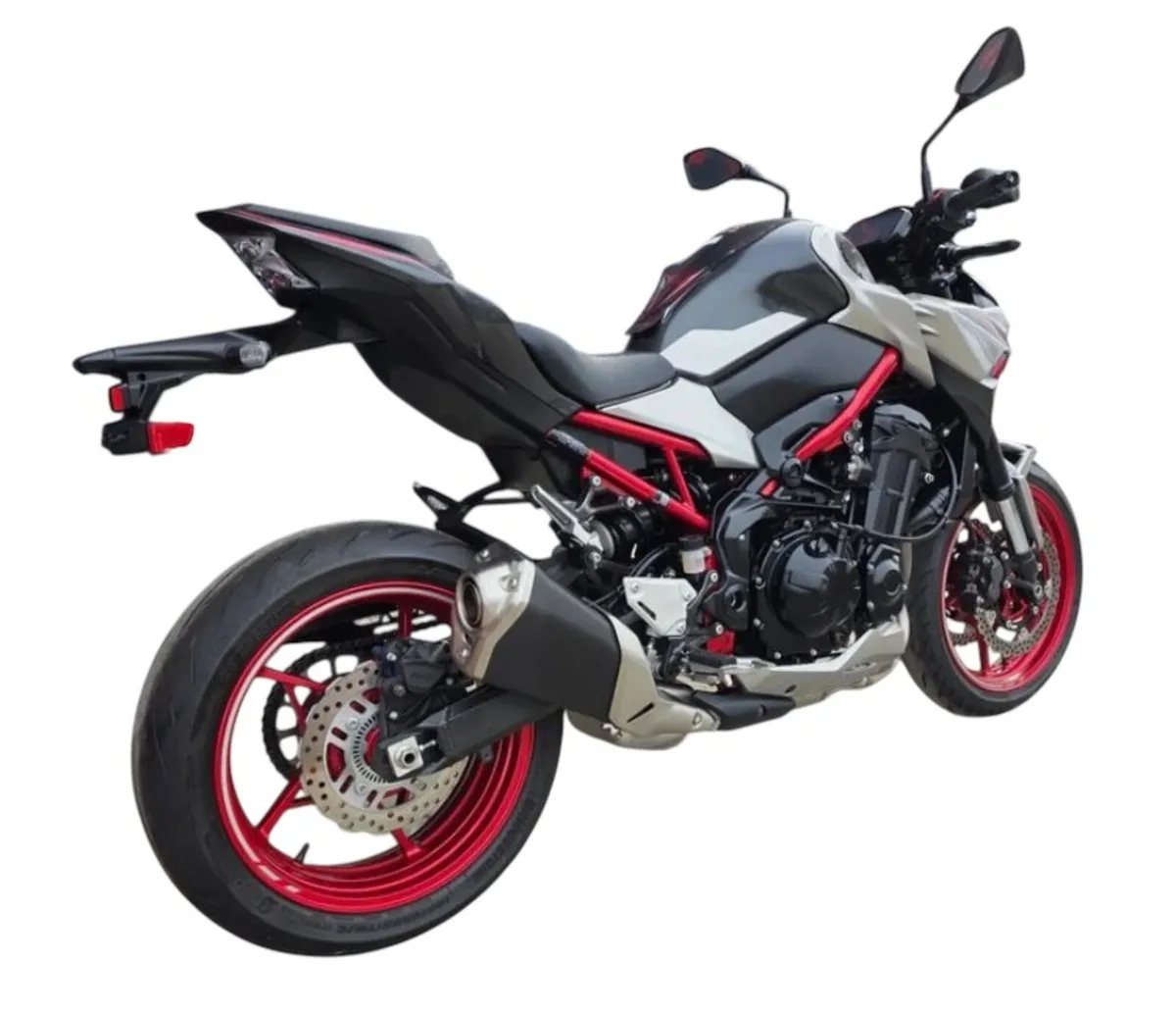 Kawasaki Z900 - Image 3