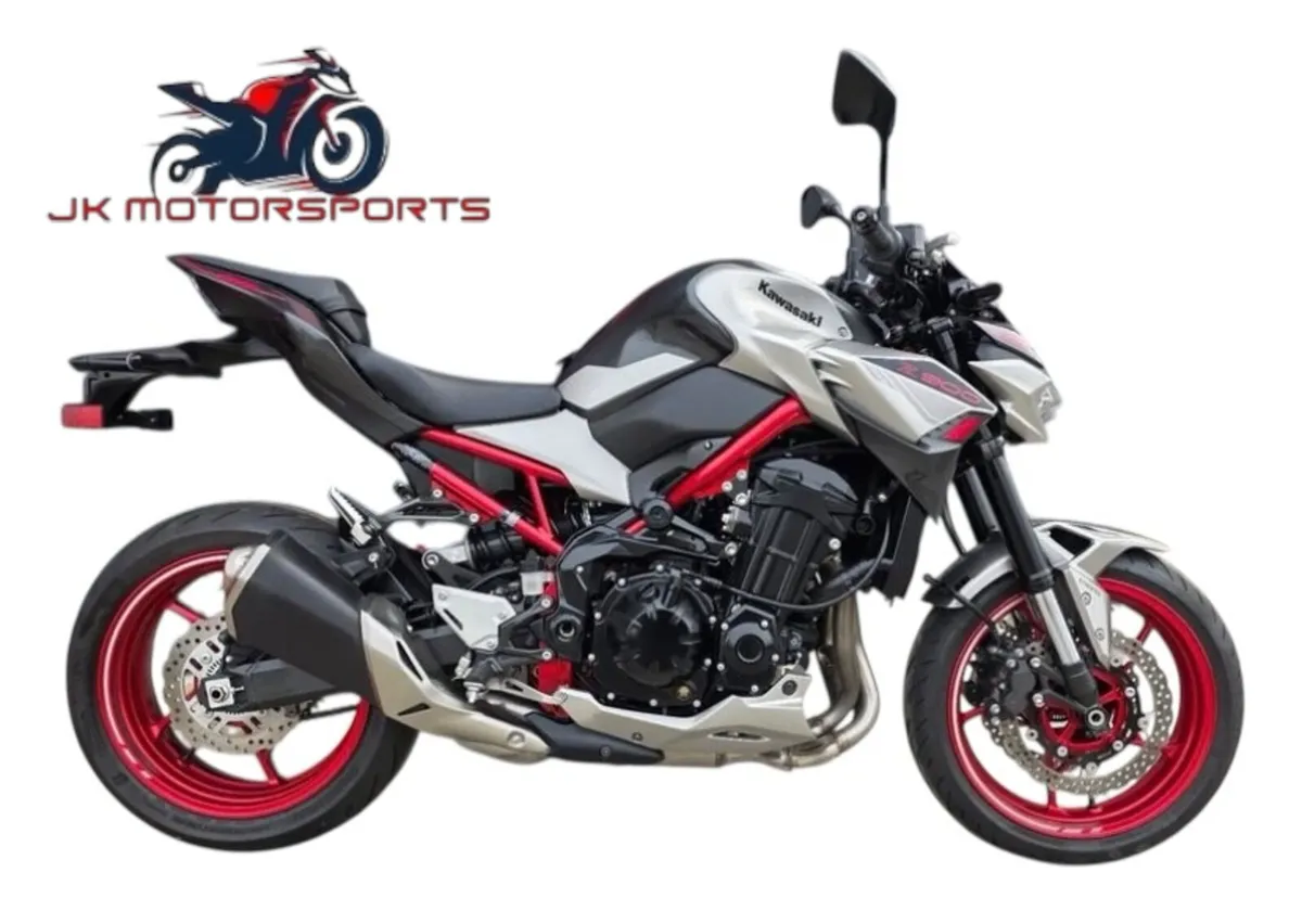Kawasaki Z900 - Image 1
