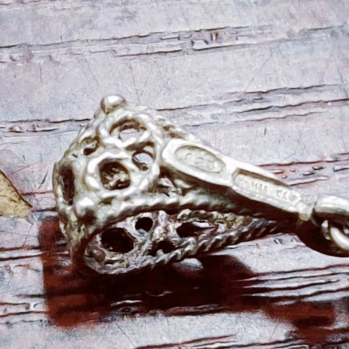 RARE, HUGE CORAL WISHBONE, 925 Silver New Pendant - Image 2