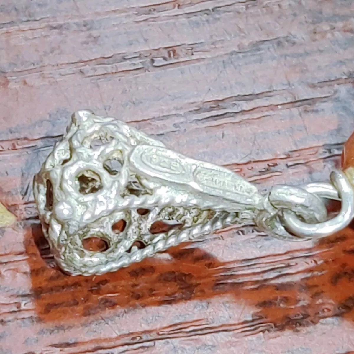 RARE, HUGE CORAL WISHBONE, 925 Silver New Pendant - Image 3