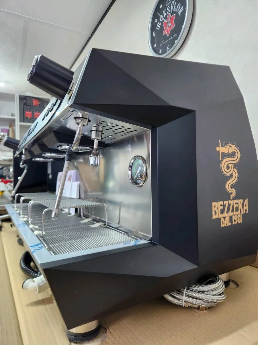 3 Group Coffee Machine - Image 1