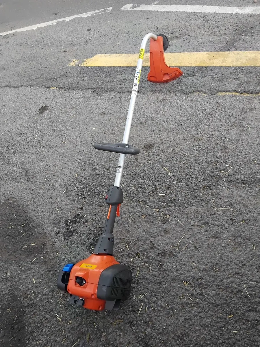 Husqvarna 122c grass strummers running 💯 - Image 3
