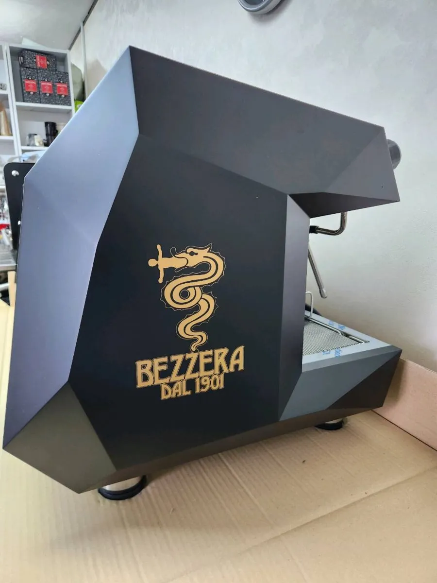 2 / 3 group coffee machine - Image 3