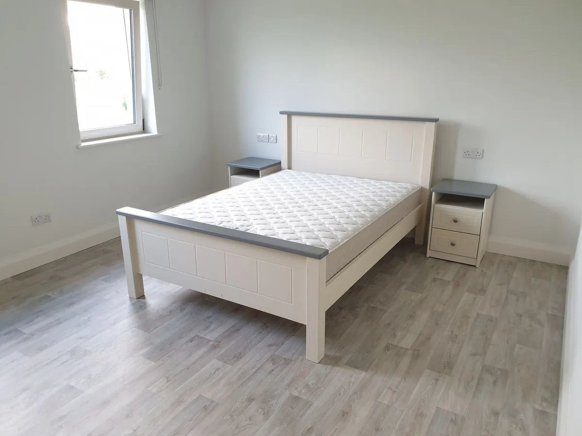 Queen size timber bed new condition matress option - Image 1