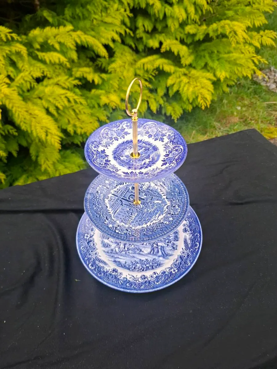 Homemade blue cake stand postage possible - Image 2