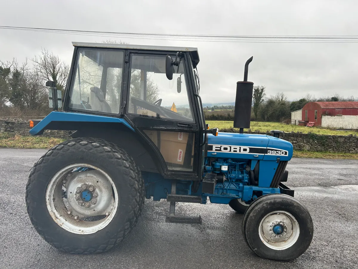 1997 Ford 3930 2wd - Image 4