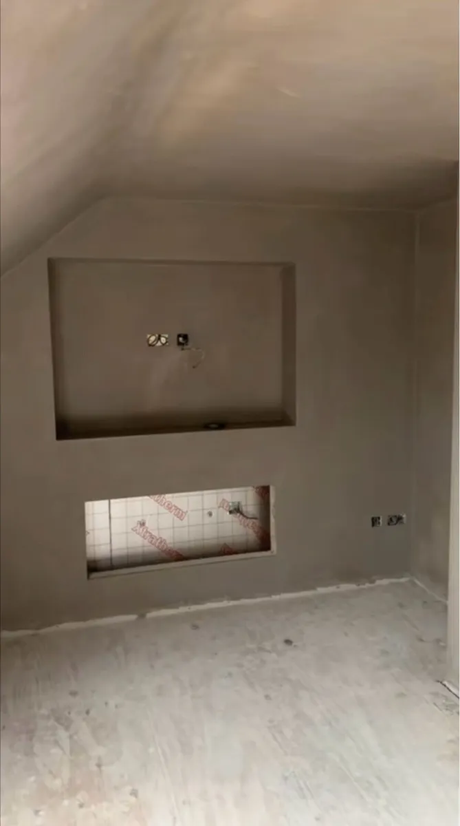 Plastering Contractor available - Image 4