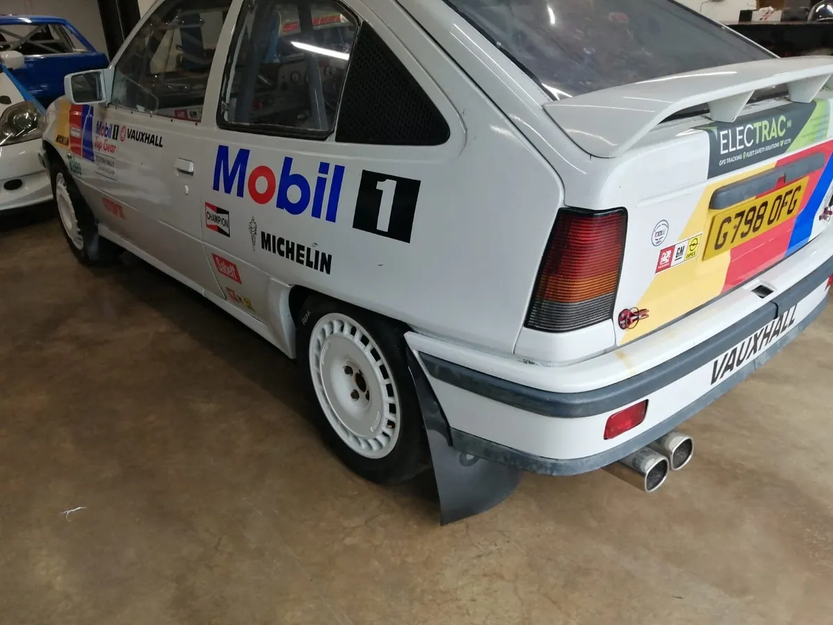 Vauxhall Astra GTE - Image 1