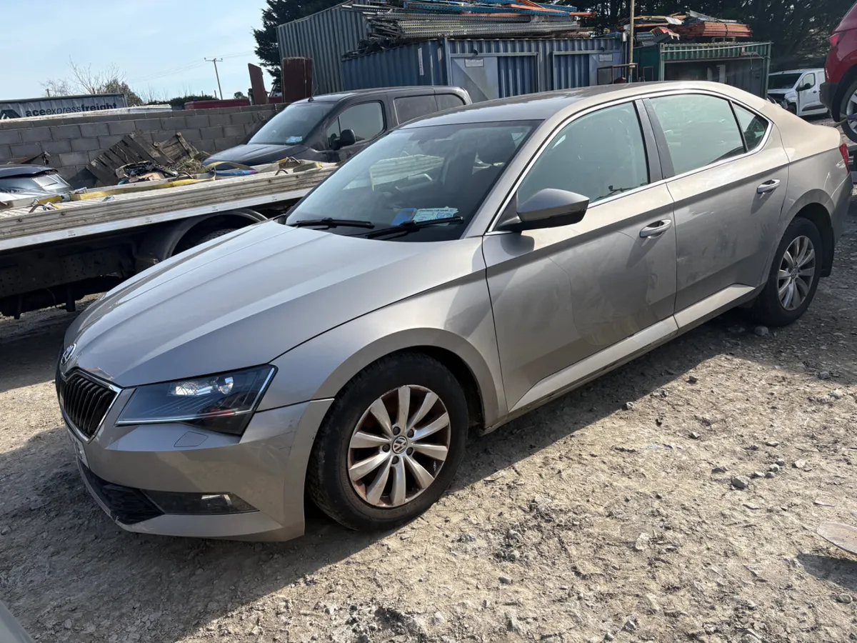 2018 Skoda Superb 2.0 Tdi engine damage - Image 3