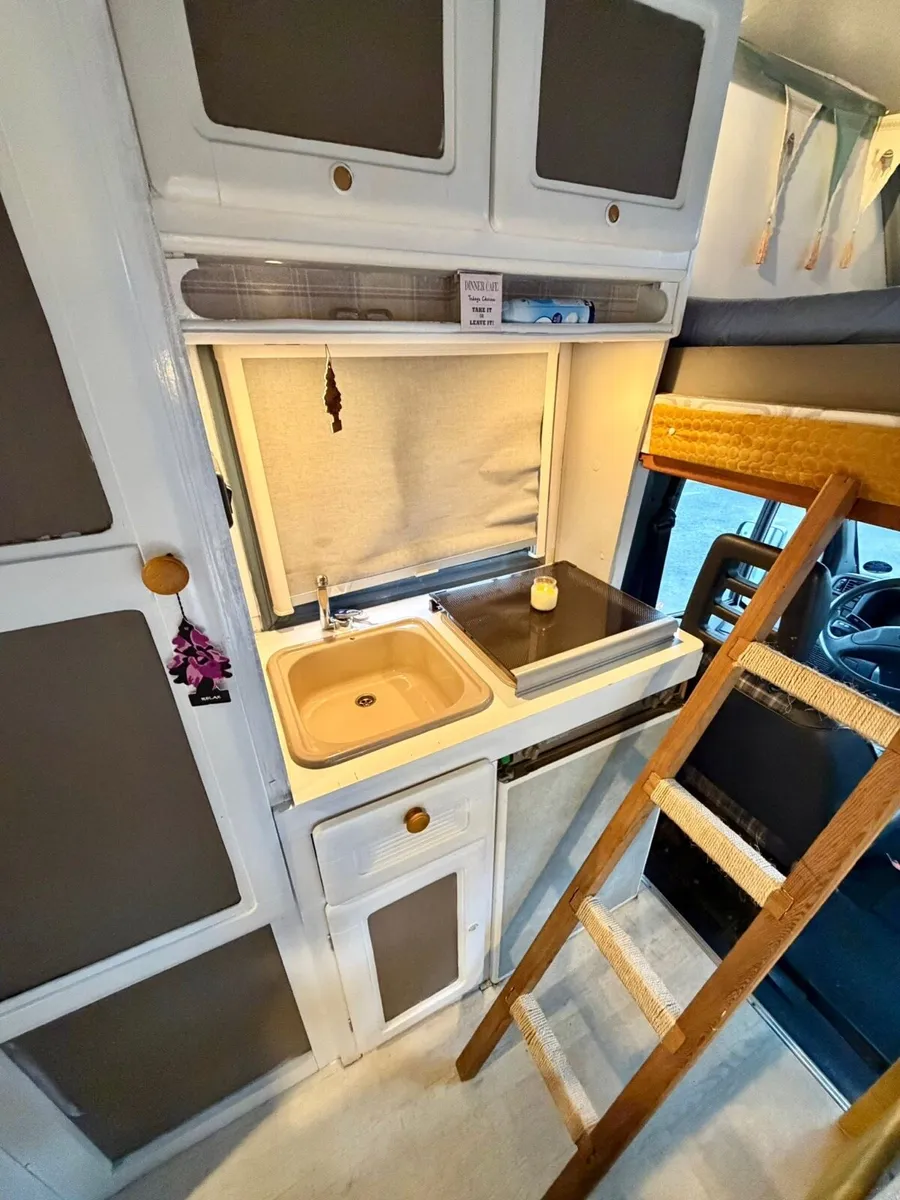Vintage Fiat Ducato 6 berth New CVRT & Tax - Image 4