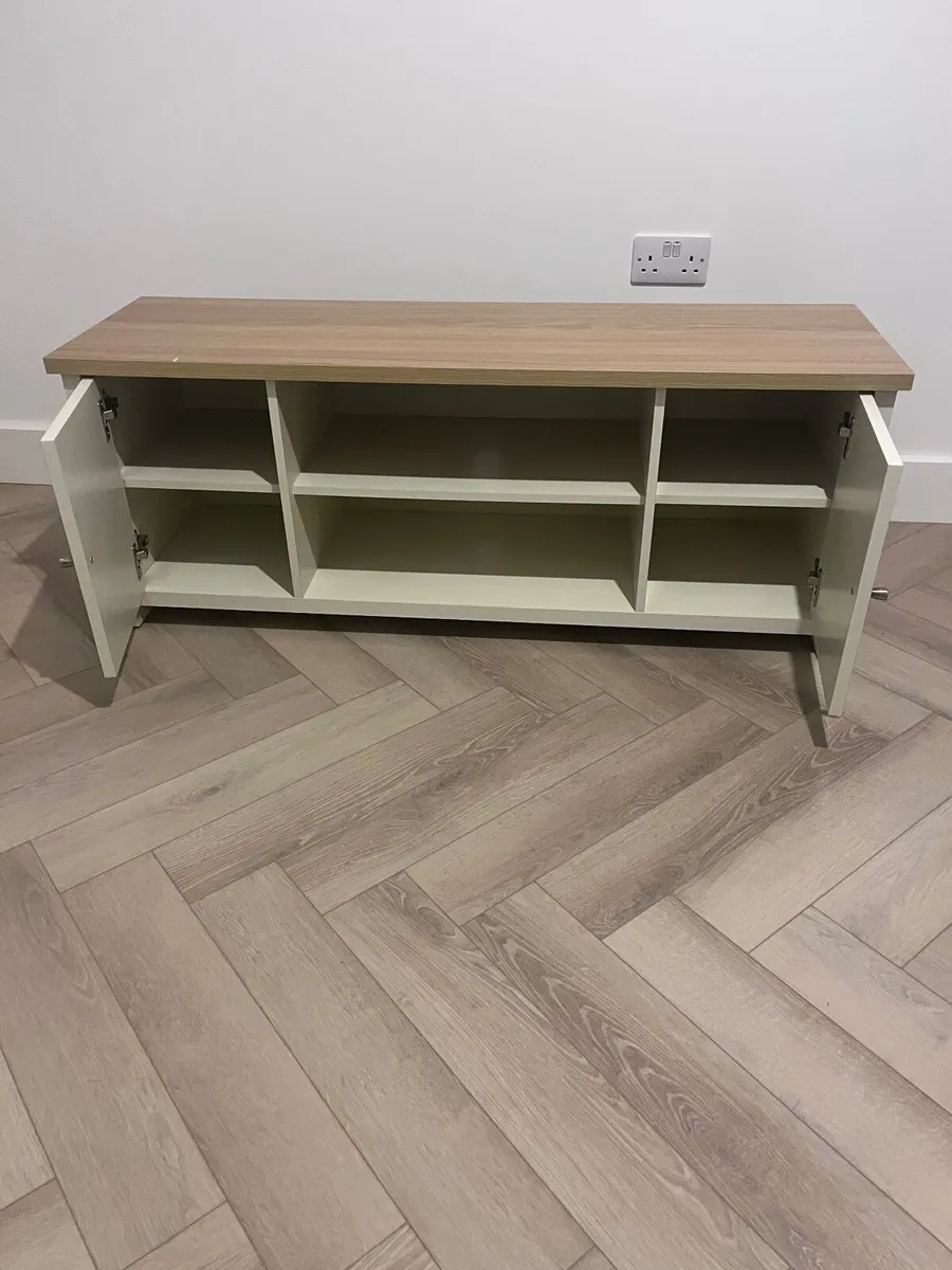 TV unit - Image 2