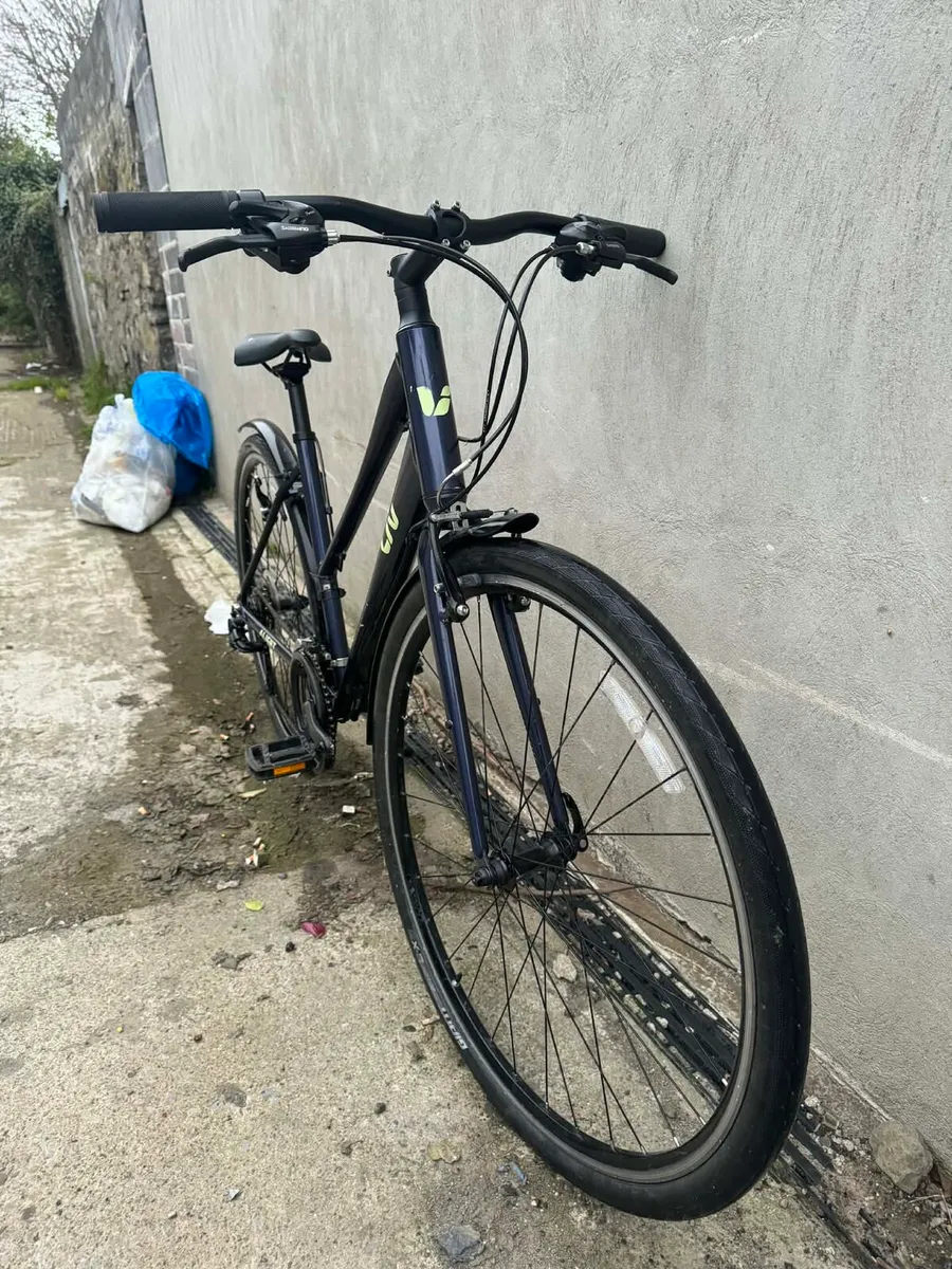 Giant Liv Bike - Image 3