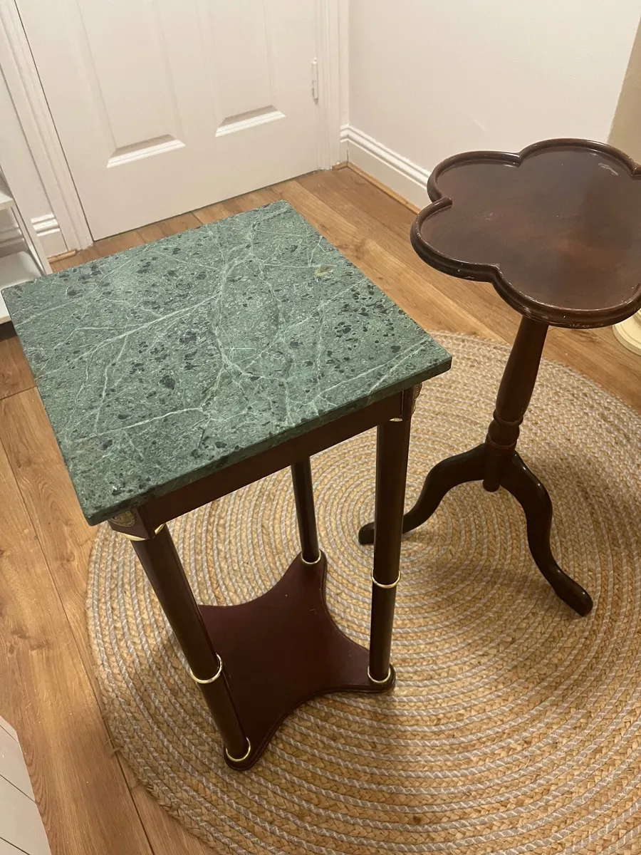 2 coffee tables or plant stands - Image 2