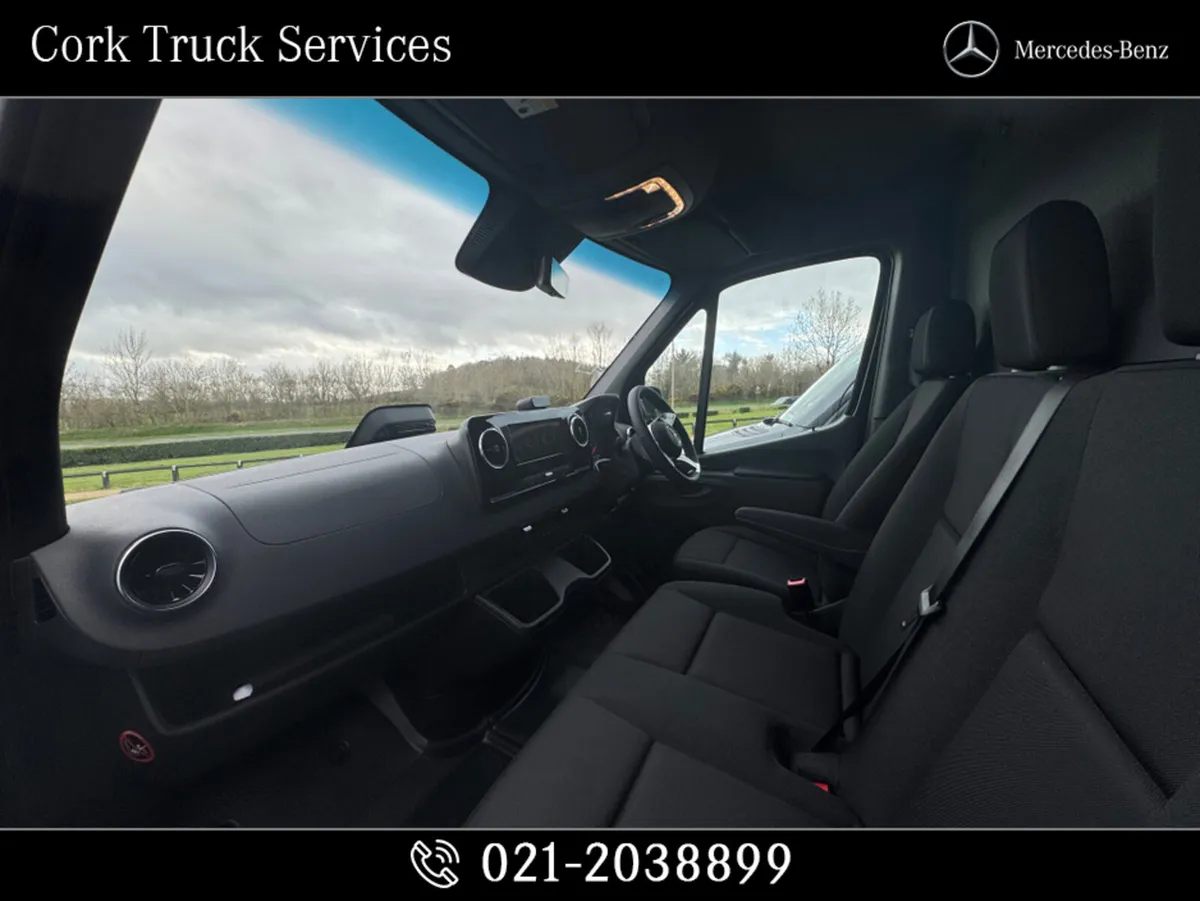 Mercedes-Benz Sprinter 319.43 Pro Automatic - Image 2