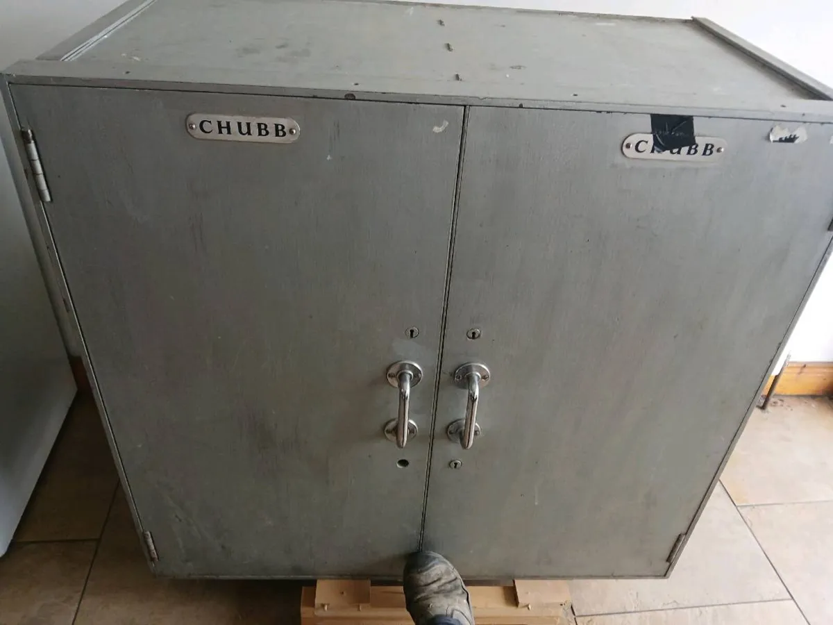 Chubb safe/strong Box - Image 4