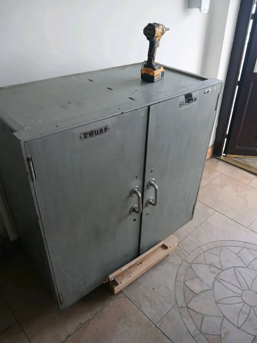 Chubb safe/strong Box - Image 1