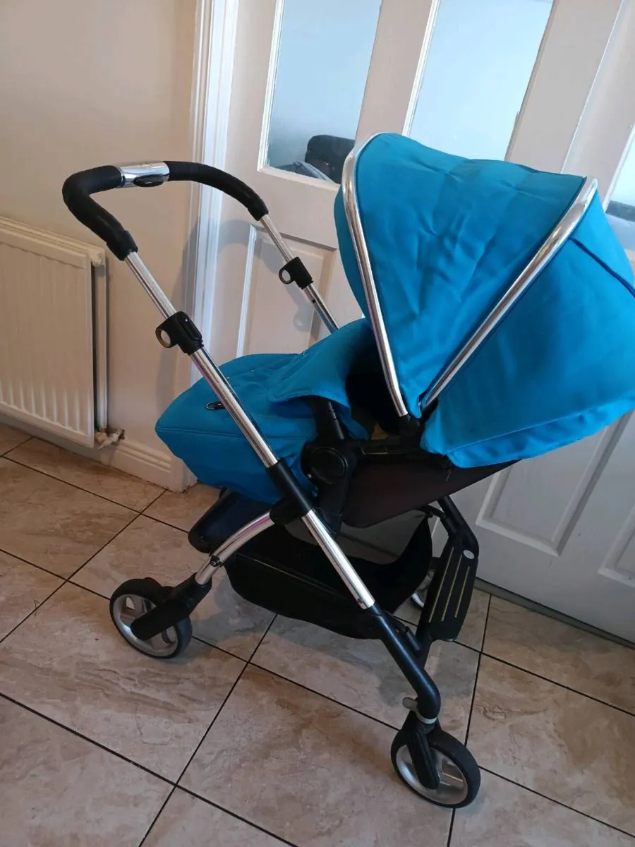 Silver Cross pram - Image 1