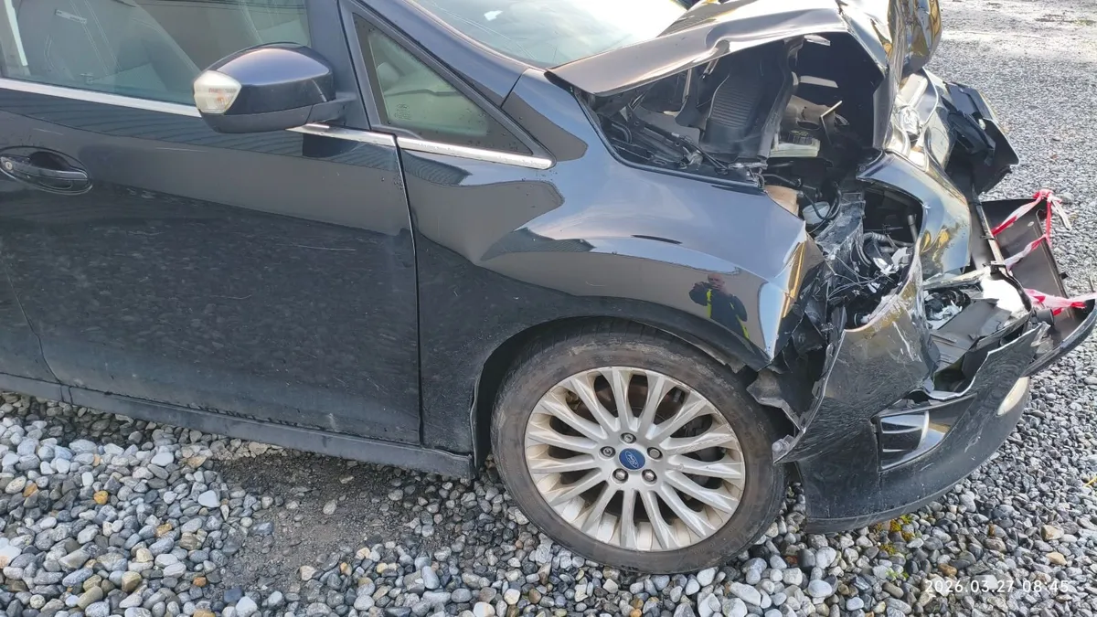 Ford C-max for repairs - Image 4