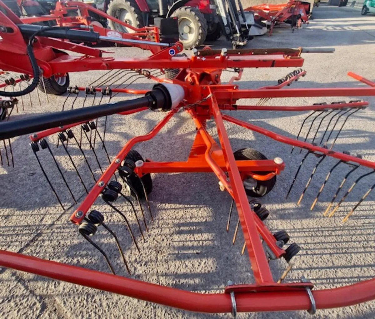 Kuhn GA6501 Rake - Image 2