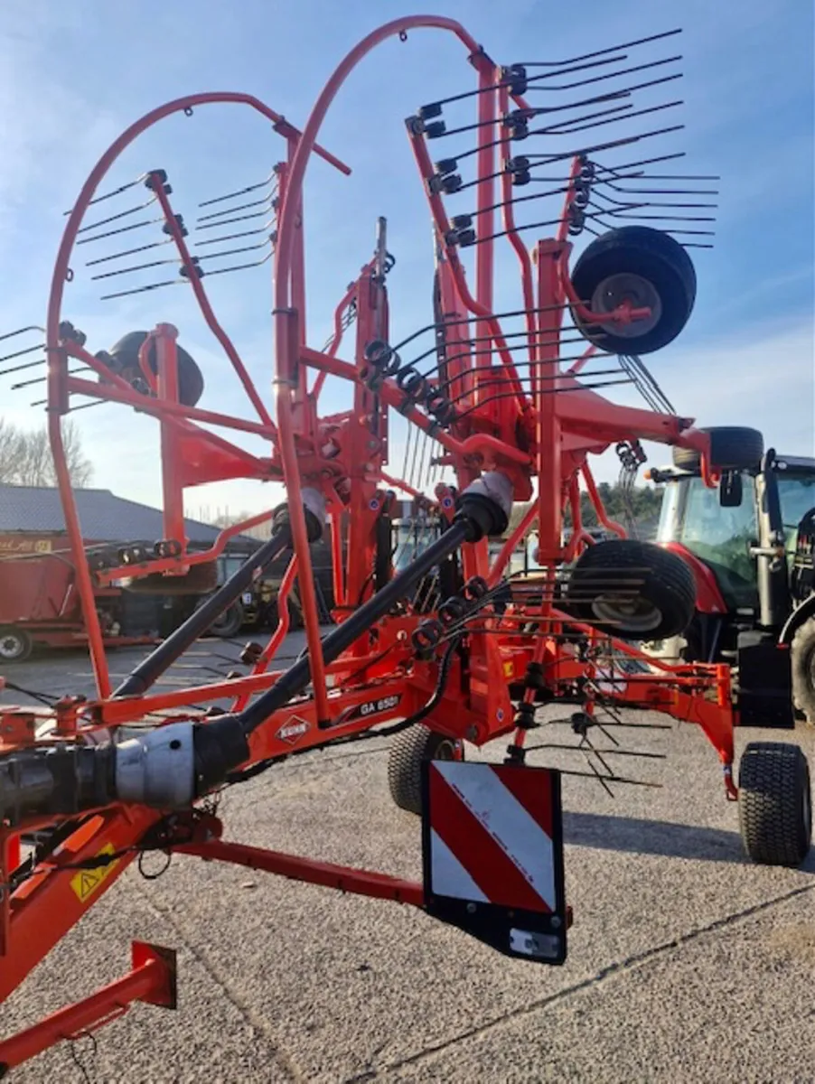 Kuhn GA6501 Rake - Image 1