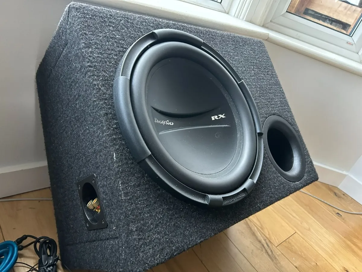 Touchscreen Car Stereo with Subwoofer - Image 4