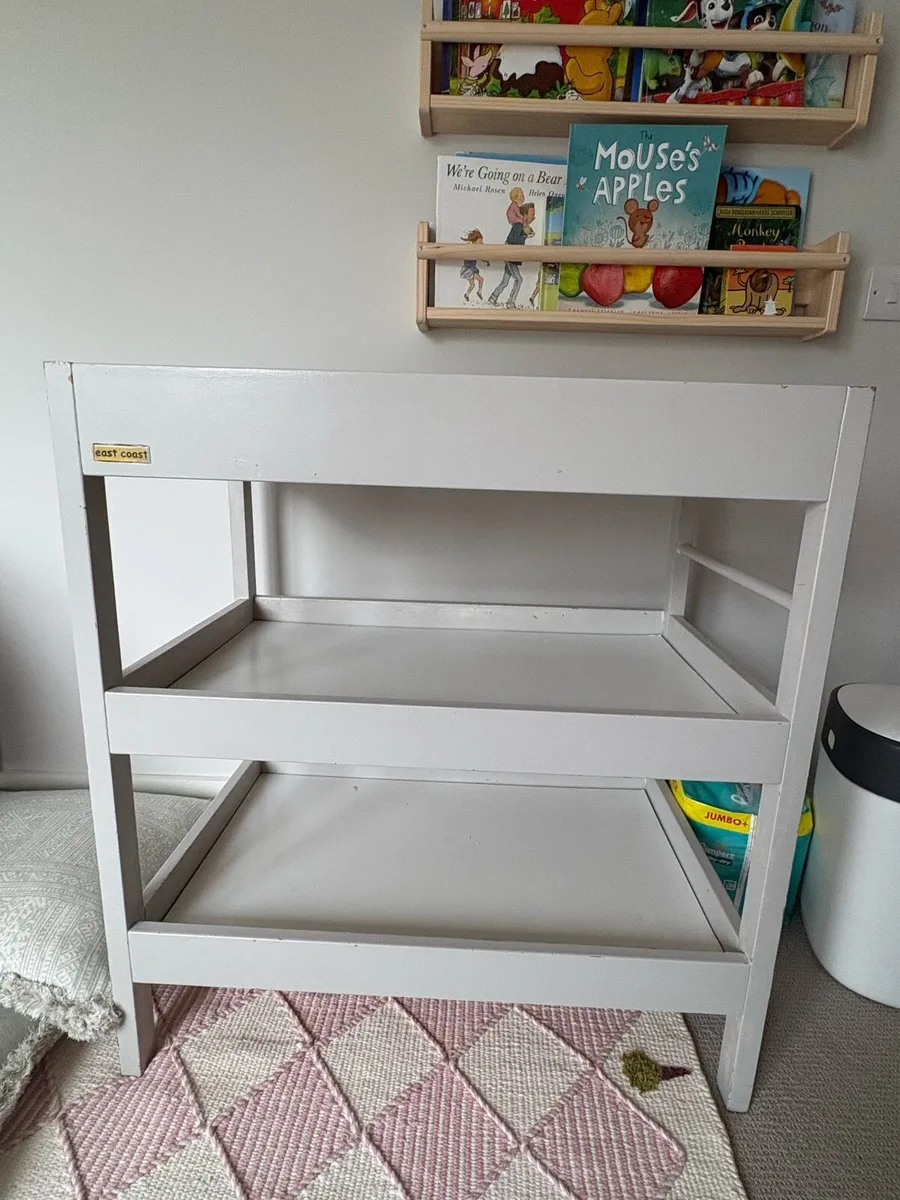 Baby changing unit - Image 1
