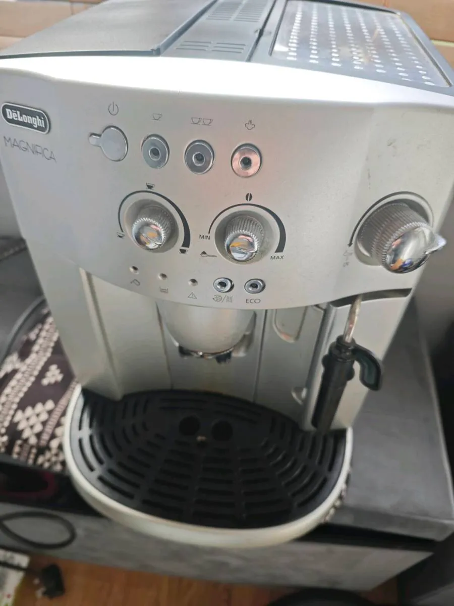 Coffee machine - Image 1