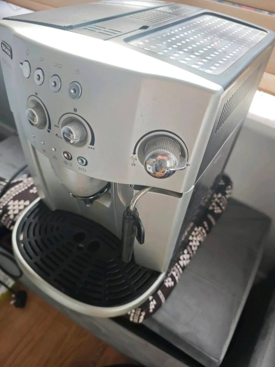 Coffee machine - Image 2