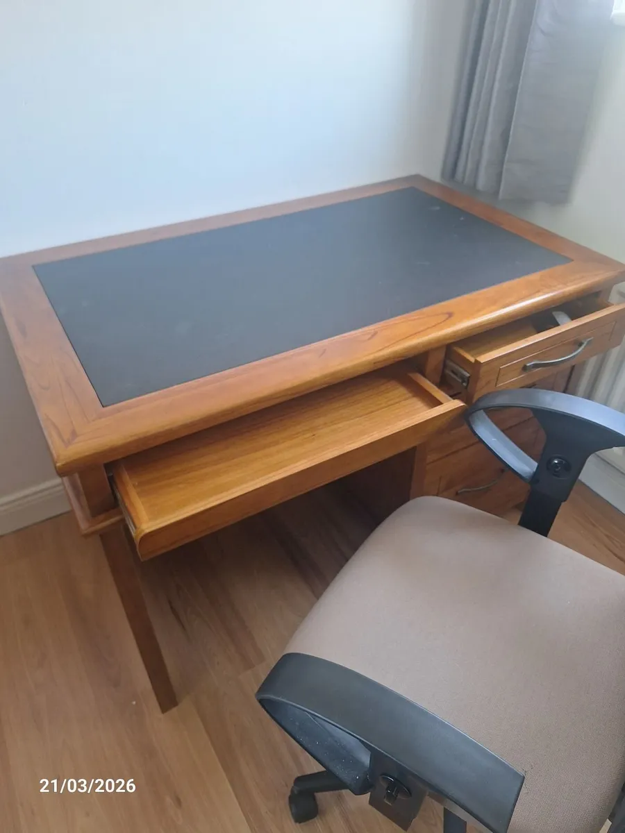 Office Desk - Image 2